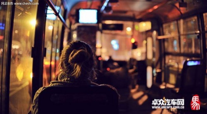 夜游香山路 重回北京330路公交车闹鬼事 图片