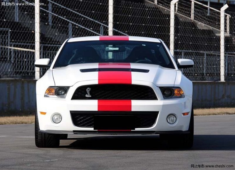 福特野马GT500蝰蛇 天津白色现车122万 图片浏览高清图片