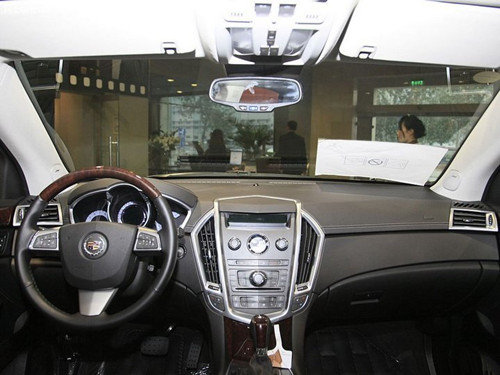 郑州凯迪拉克SRX综合优惠3.5万 有现车
