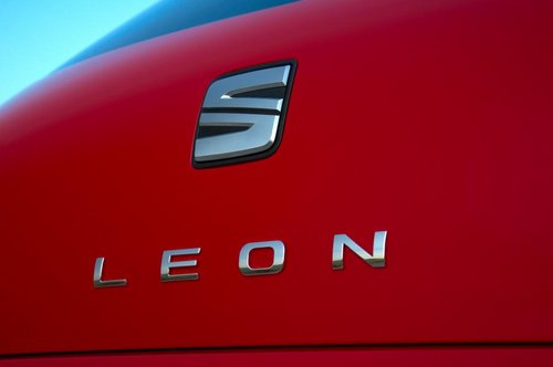 西雅特Leon推三款车型 将亮相巴黎车展