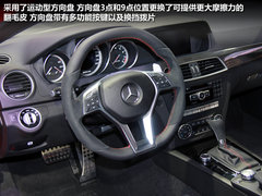 红色性能猛兽 奔驰C63 AMG双门轿跑实拍