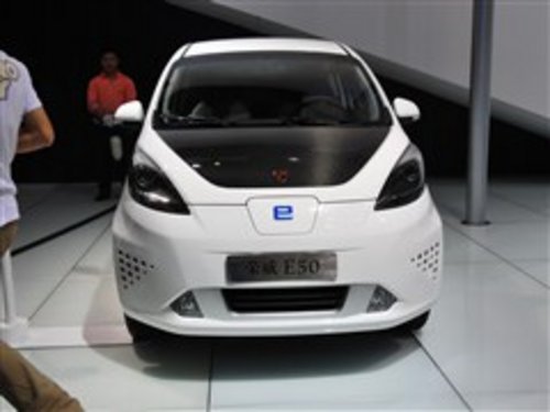 荣威E50首款量产电动汽车 11月5日上市