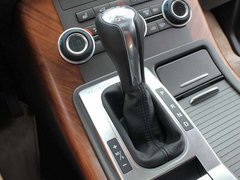 路虎揽胜运动版自然进气  天津直降13万