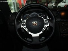 新2013款日产尼桑GTR战神跑车 天津首发