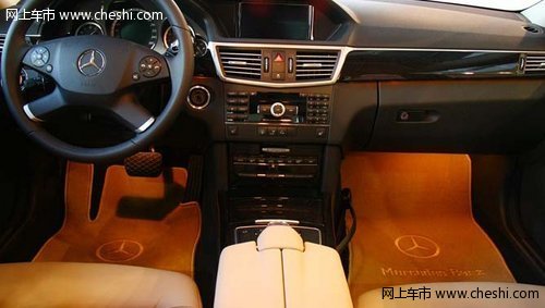 进口全新奔驰E300  天津现车66.6万特惠