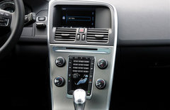 2013款沃尔沃XC60  进口汽车经销商报价