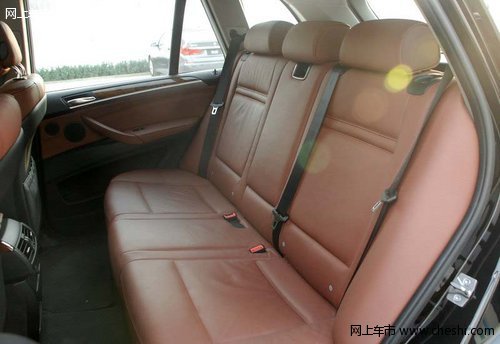 美規(guī)版寶馬X5  天津進口現車感恩大回饋