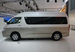 丰田海狮13座原装客车  打造豪华内饰版