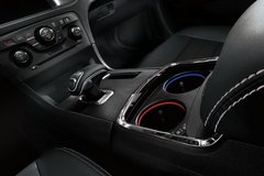 道奇Charger四驱版 3.6L引擎售20.4万起