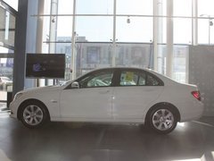 奔驰C级现车销售 优惠最高可达9万元