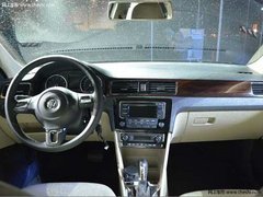 银川上海大众新桑塔纳 
