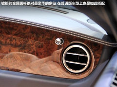 W12双涡轮+8AT GT Speed敞篷版实拍解析