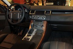 路虎揽胜运动版 各种颜色最新优惠价格