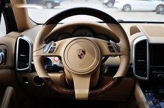 保时捷卡宴大幅降价  现车购车专属好礼