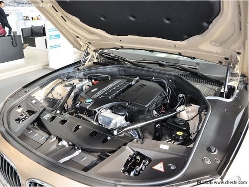 新BMW 7系:奢华舒适与运动风范完美融合