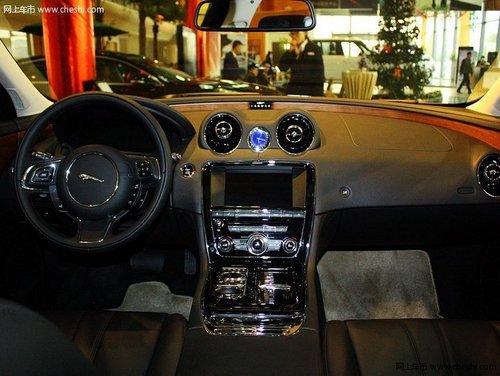 淄博捷豹XJ指定车型最高可享优惠40万元