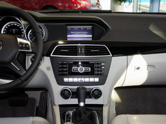 奔驰C180/C260/C300报价 官方售30.8万