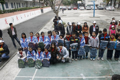 悦暖新春 广东粤宝2013BMW爱心活动