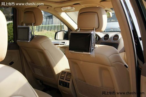 奔驰GL350美规版 天津现车店内超低折扣