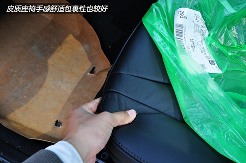 實(shí)拍全新進(jìn)口沃爾沃V40