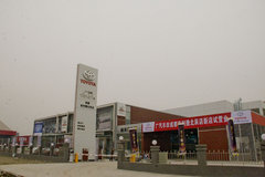 凯美瑞达成百万销量 2013款增值版成都感恩上市