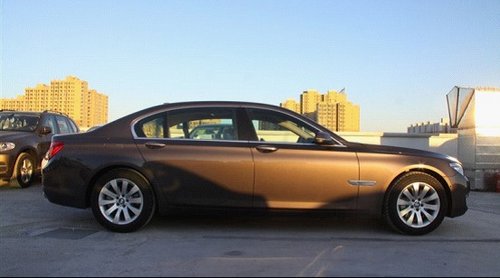 新BMW740Li xDrive:全天候顶级豪华轿车