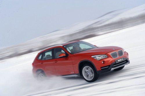 自由游刃冰雪 激情畅行雪原2013新BMW X1