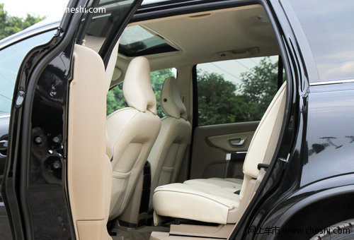 13款沃尔沃XC90升级  现金优惠赠大礼包