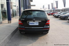 奔驰R350颜色全  新款加大轮可优惠11万