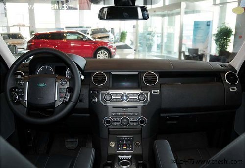 13款路虎发现4柴油 天津港现车璀璨上市