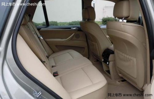 宝马X5全景天窗版  现车特价仅64万起售