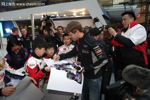 2013赛季 英菲尼迪F1上海之行完美收官