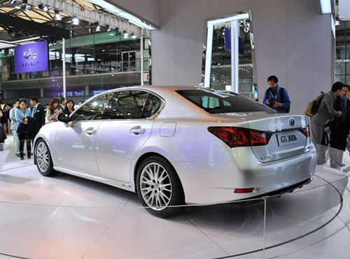 雷克萨斯全新GS 300h 上海国际车展发布