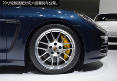 加长版保时捷Panamera 4S上海车展实拍