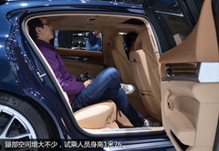 加长版保时捷Panamera 4S上海车展实拍