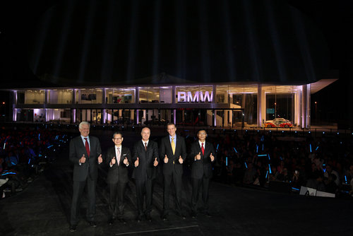 全球首家BMW品牌体验中心落户上海