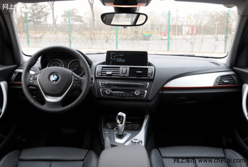 呼市BMW1系118i 运动型 综合优惠4万元