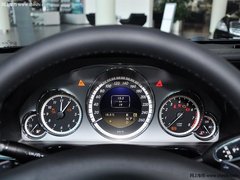 奔驰E300时尚型  13款现车钜惠价48.1万