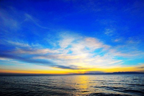 在青海湖的朝阳下 品味歌诗图的绝美意境