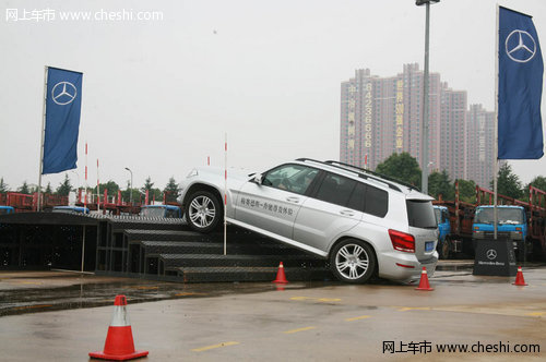 2013奔驰C/E/GLK产品体验武汉圆满落幕