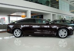 2013款捷豹XJ  现车超优特卖69.5万起售