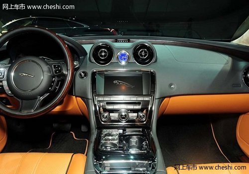新款捷豹XJ3.0 降价回馈购车优惠28.5万