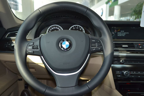 新BMW 7系至臻完美 追享独特 悦动人生