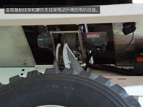售價880萬 奢華越野重卡房車-車展實拍