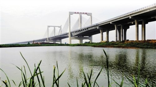 广深沿江高速9月通车 深圳广州只需1小时