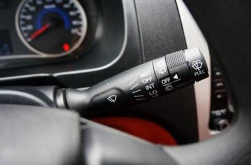 小试新紧凑型商务车--东风小康风光