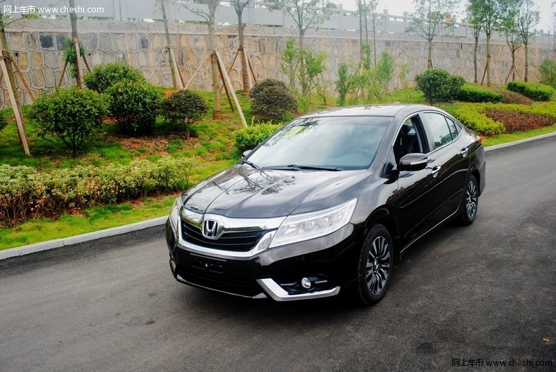 广本凌派大气实拍