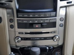 雷克萨斯LX570现车 七月促销季优惠17万