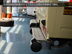 兰德酷路泽四驱皮卡实拍 搭V6引擎/5MT