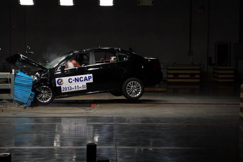 2013第二批C-NCAP碰撞测试